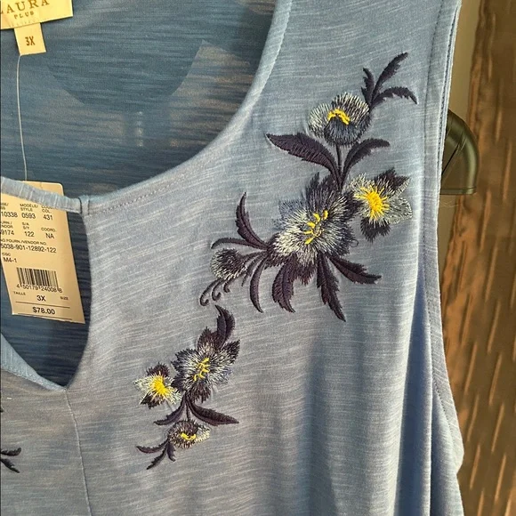 Laura 3X Blue Embroidered Women's Tank Top - Picture 2 of 7